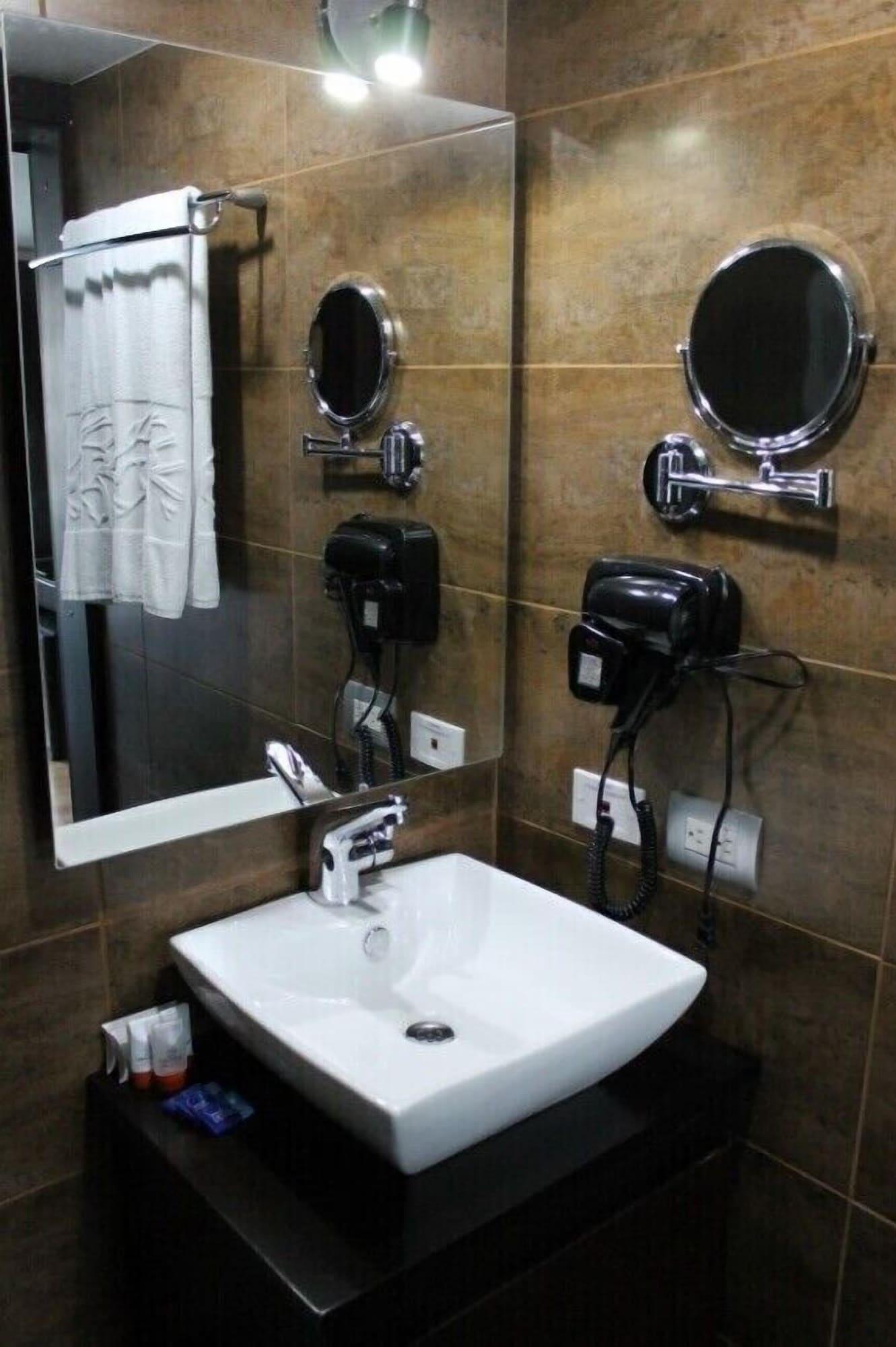 Hotel Colombians Suite โบโกตา ภายนอก รูปภาพ